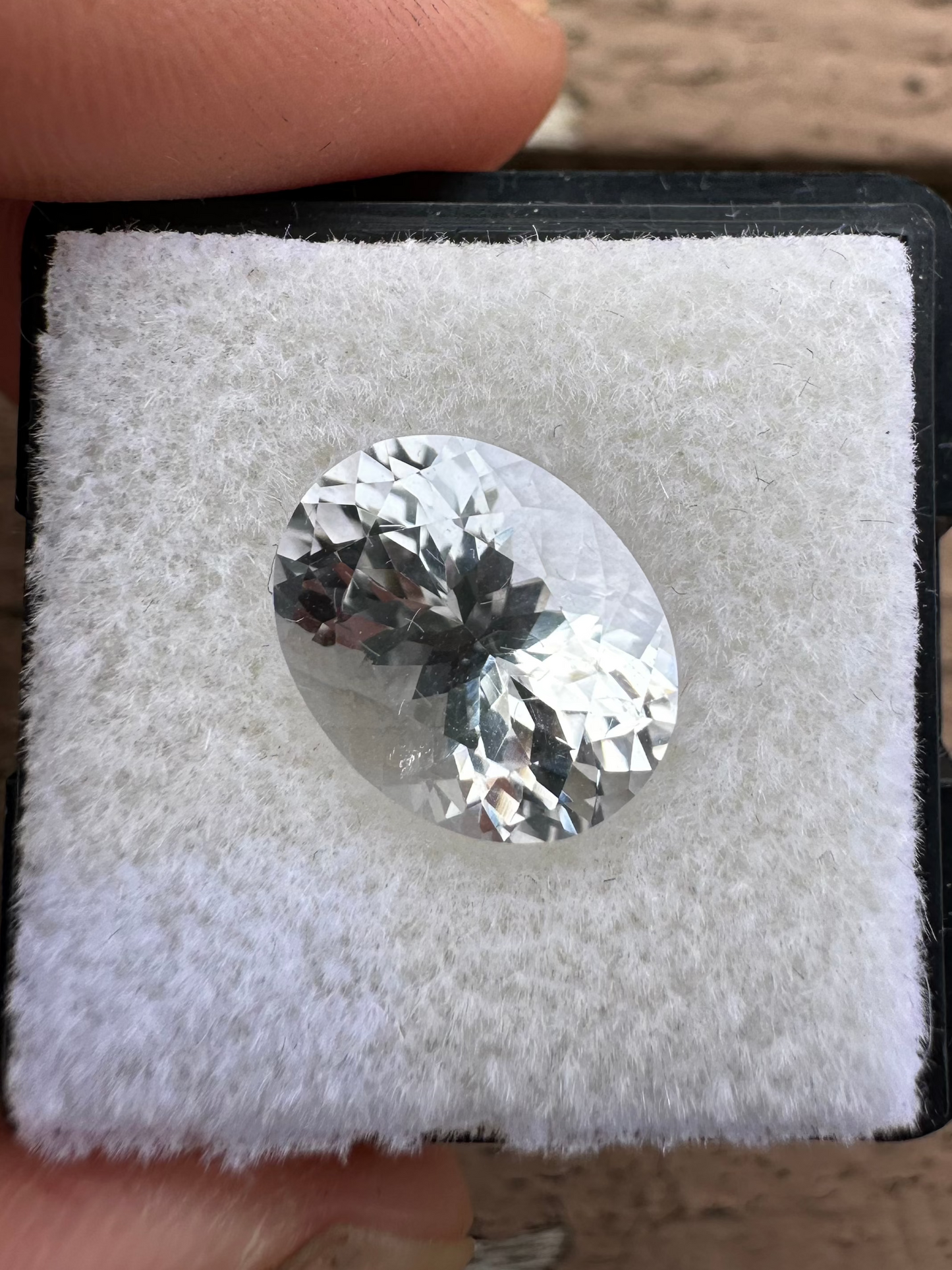 Faceted Herkimer Diamond Oval 3.73 ct, 11.5 x 10 mm
